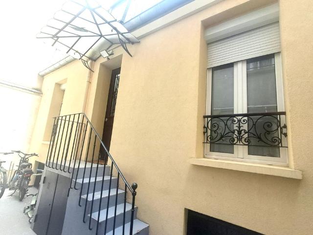 Maison de luxe de 3 chambres en vente à Montparnasse, Alésia, Montsouris, France