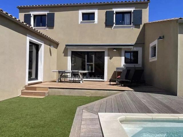 Maison de luxe de 3 chambres en vente à Maussane, Provence Alpes Côte d'Azur