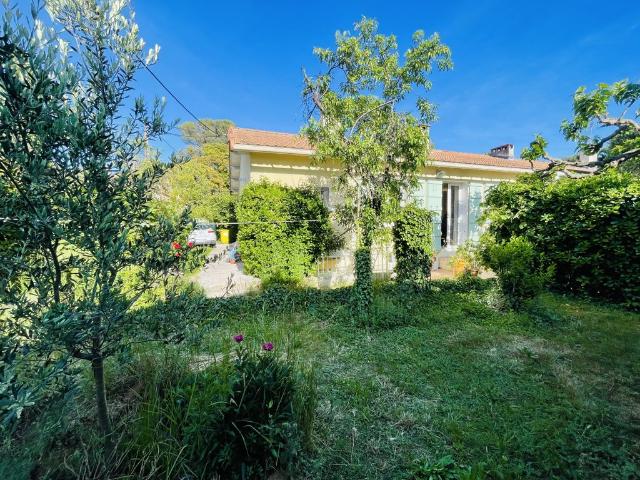 Maison de luxe de 3 chambres en vente à Marseille, Provence Alpes Côte d'Azur
