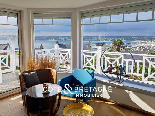 Maison de luxe de 3 chambres en vente à Perros Guirec, France