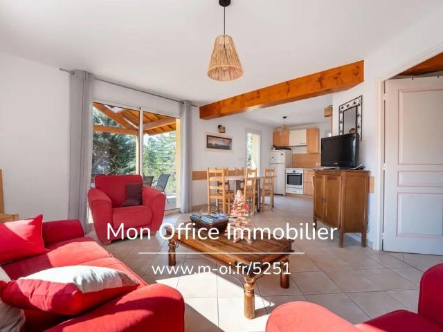Maison de luxe de 3 pièces en vente à Prunières, France