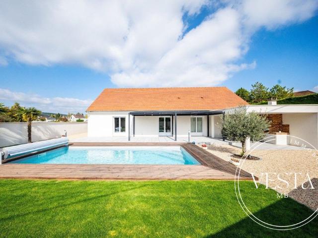 Maison de luxe en vente à Morey Saint Denis, France