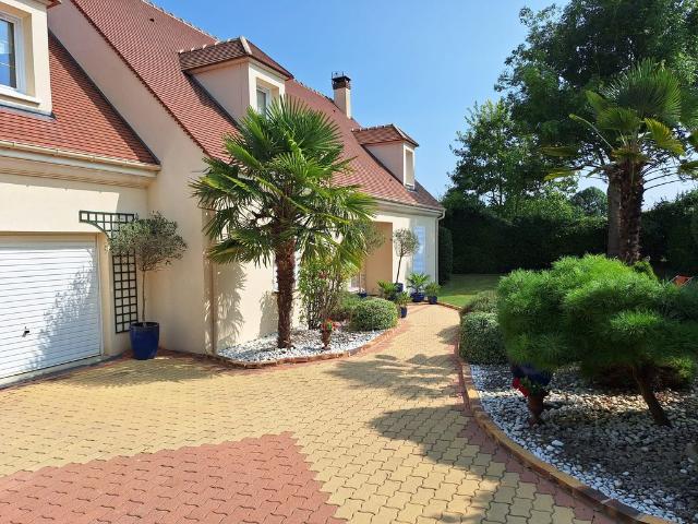 Maison de luxe en vente à Néry, France