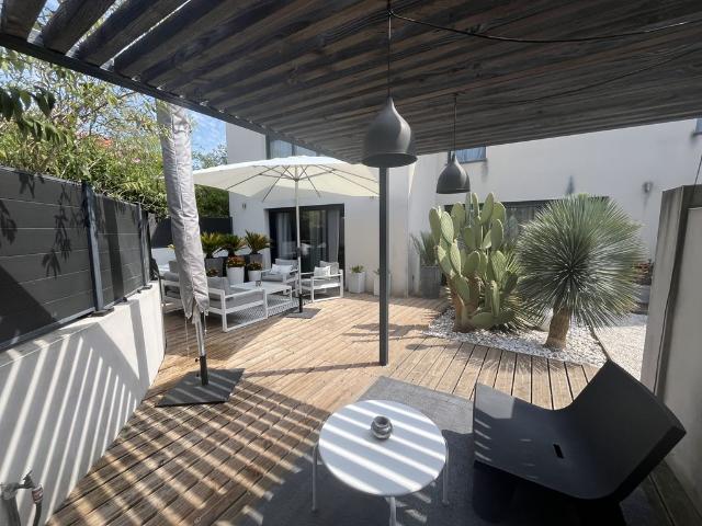 Maison de luxe en vente à Nîmes, Occitanie