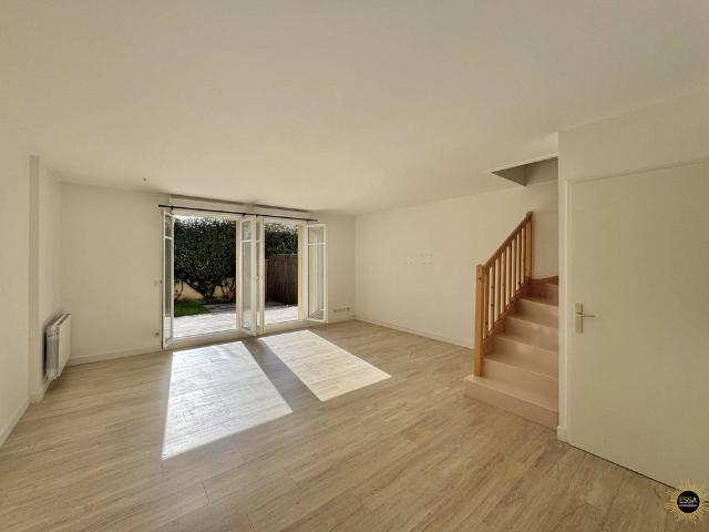 Maison de 5 pièces de luxe en vente à Noisy le Roi, France