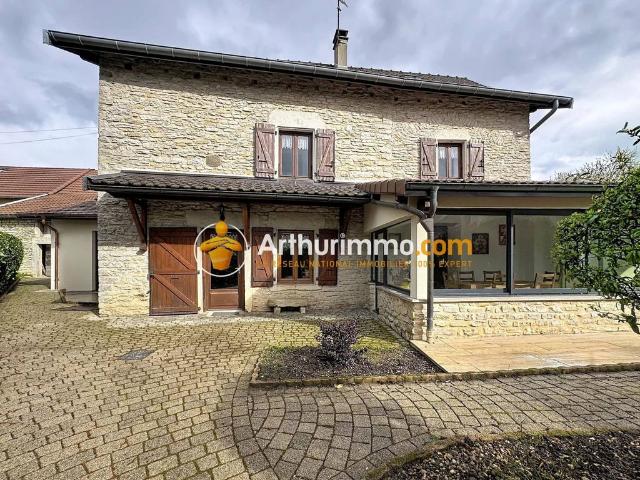 Prestigieuse Maison en vente Optevoz, France