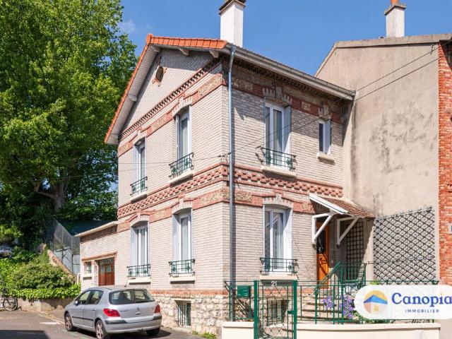 Maison de luxe en vente à Arcueil, Île de France
