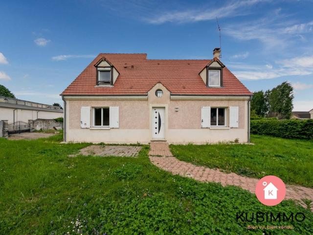 Maison de luxe en vente à Bussy Saint Martin, France