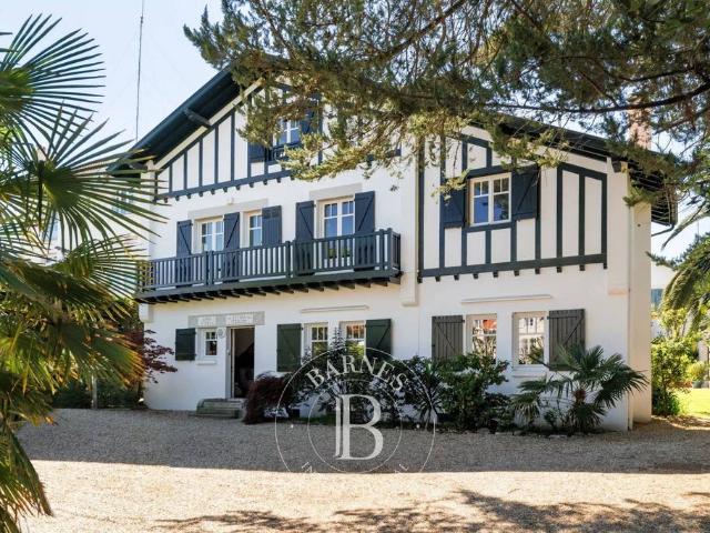 Maison de luxe en vente à Biarritz, France