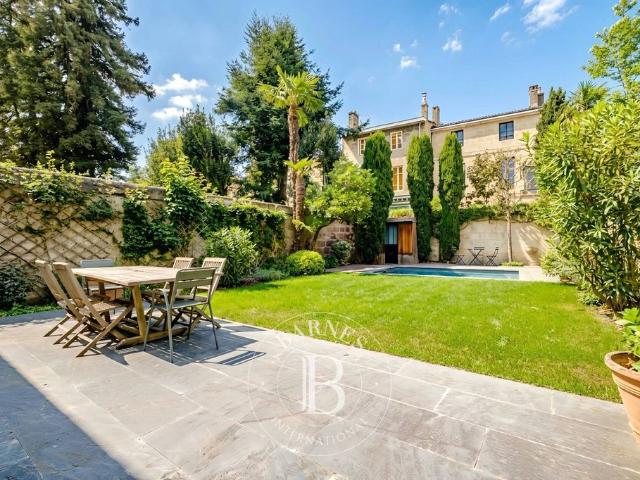 Maison de luxe en vente à Bordeaux, Nouvelle Aquitaine
