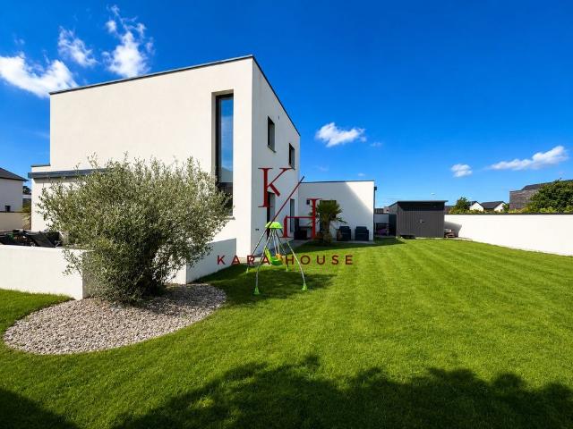 Maison de luxe en vente à Cairon, France