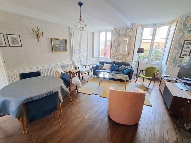 Maison de luxe en vente à Château Gontier, France