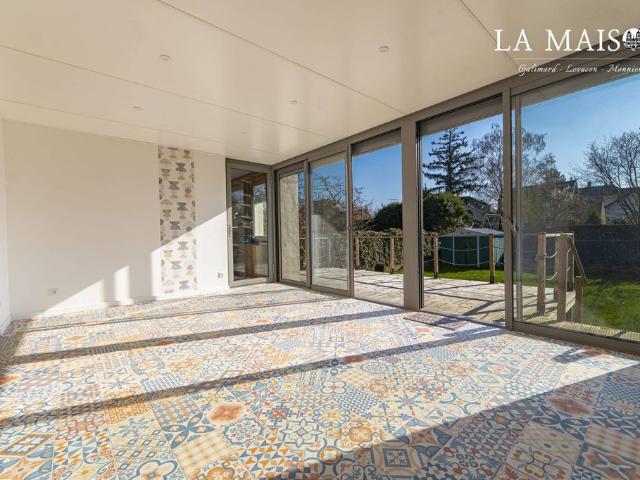 Maison de 7 pièces de luxe en vente à Dijon, Bourgogne Franche Comté