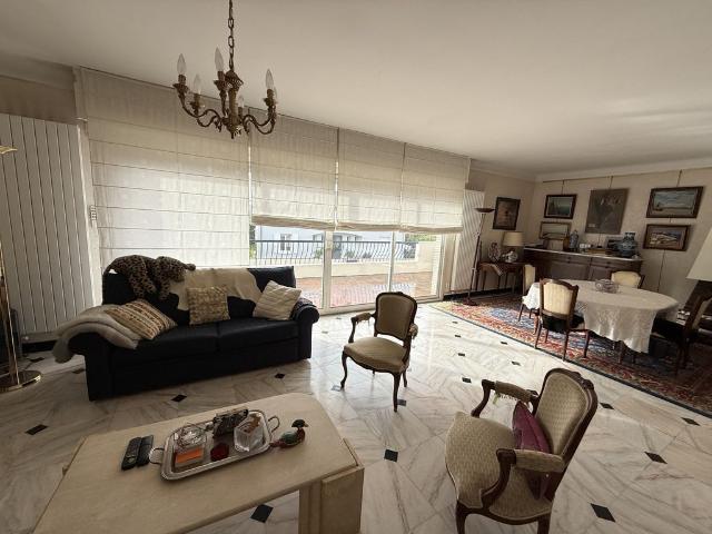 Maison de luxe en vente à Eysines, Nouvelle Aquitaine
