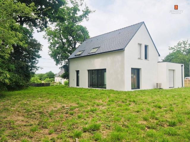 Maison de luxe en vente à Guidel, France