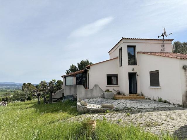 Maison de luxe en vente à Gignac, Occitanie