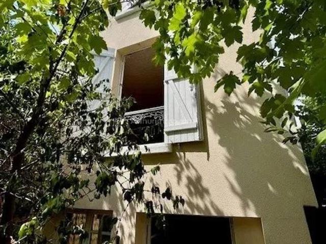 Maison de luxe en vente à Joinville le Pont, France