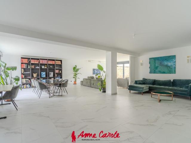 Maison de luxe en vente à Joinville le Pont, Île de France