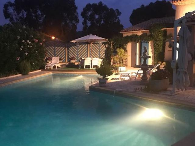 Maison de luxe en vente à La Londe les Maures, Provence Alpes Côte d'Azur