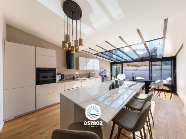 Maison de luxe en vente à La Rochelle, Nouvelle Aquitaine
