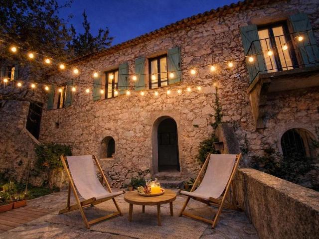 Maison de luxe en vente à La Turbie, Provence Alpes Côte d'Azur