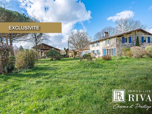 Maison de luxe en vente à Latresne, France
