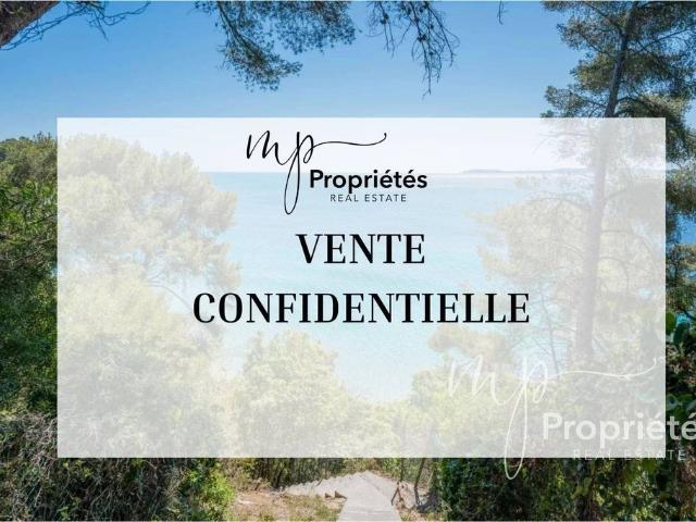 Maison de luxe en vente à Le Lavandou, France