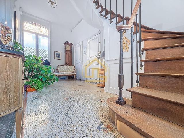 Maison de luxe en vente à Le Quesnoy, France