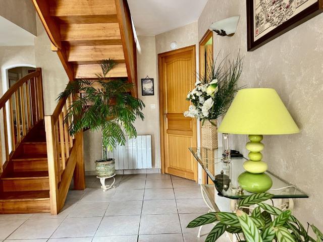 Maison de luxe en vente à Les Sables d'Olonne, France