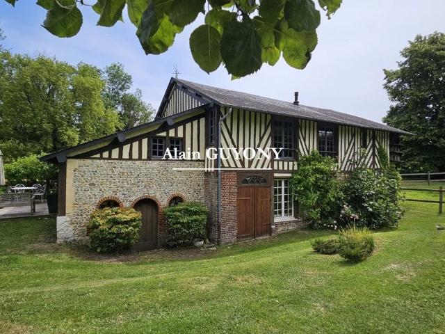 Maison de luxe en vente à Pont l'Évêque, Normandie