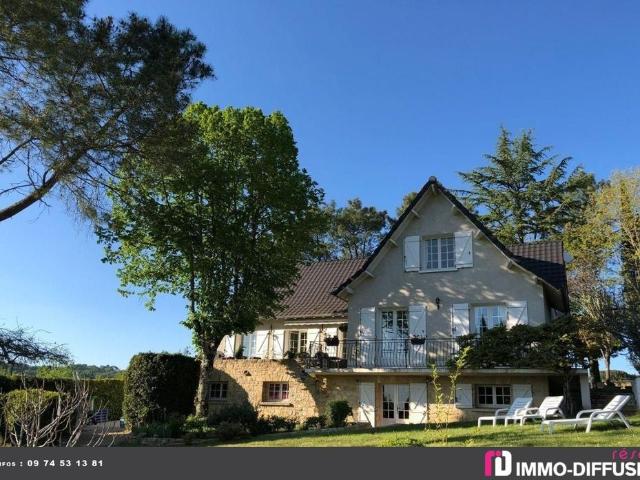 Maison de luxe en vente à Prayssac, France