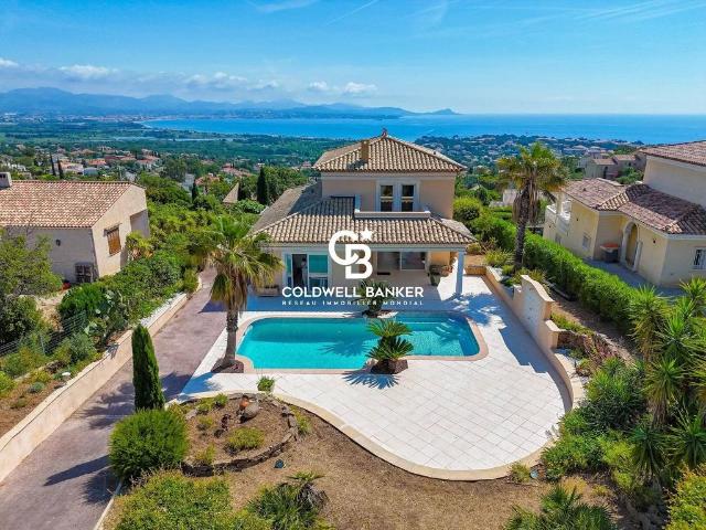 Maison de luxe en vente à Saint Aygulf, France