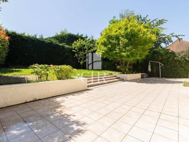 Maison de luxe en vente à Saint Brice sous Forêt, Île de France