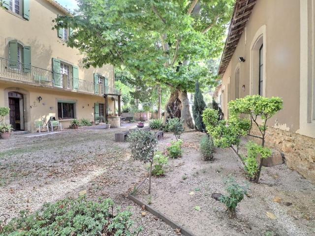 Maison de luxe en vente à Saint Chamas, Provence Alpes Côte d'Azur