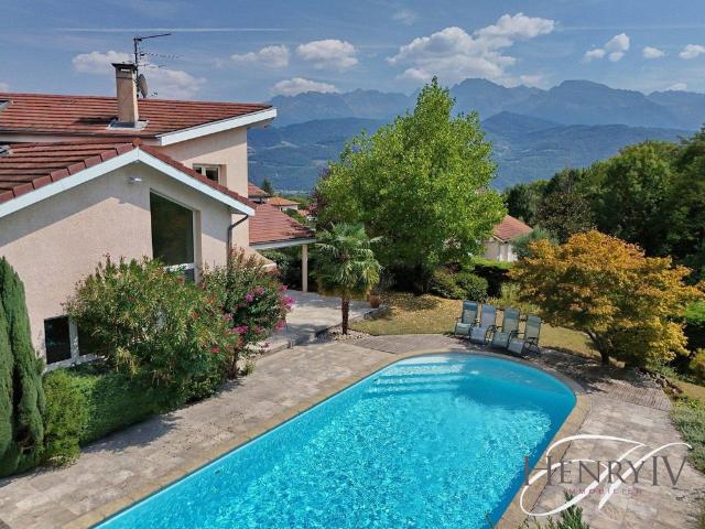 Maison de luxe en vente à Saint Ismier, France