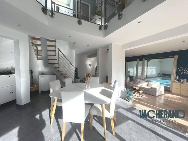 Maison de luxe en vente à Saint Jans Cappel, Hauts de France