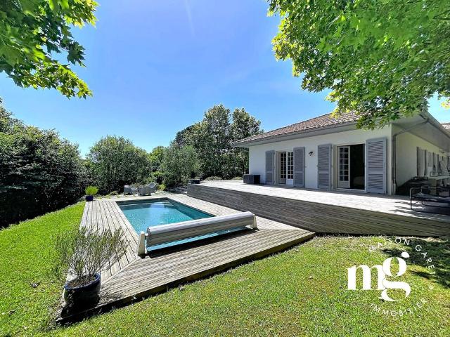 Maison de luxe en vente à Saint Jean de Luz, Nouvelle Aquitaine
