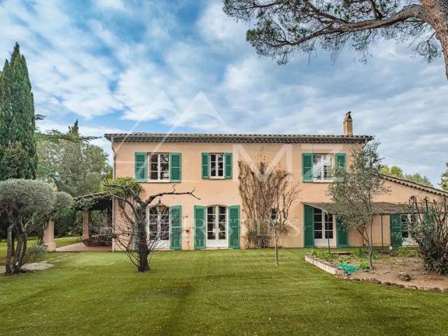 Maison de luxe en vente à Saint Tropez, Provence Alpes Côte d'Azur