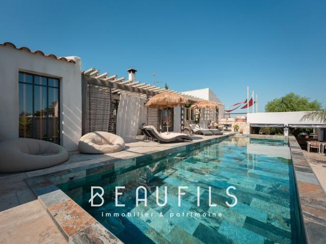 Maison de luxe en vente à Saintes Maries de la Mer, Provence Alpes Côte d'Azur