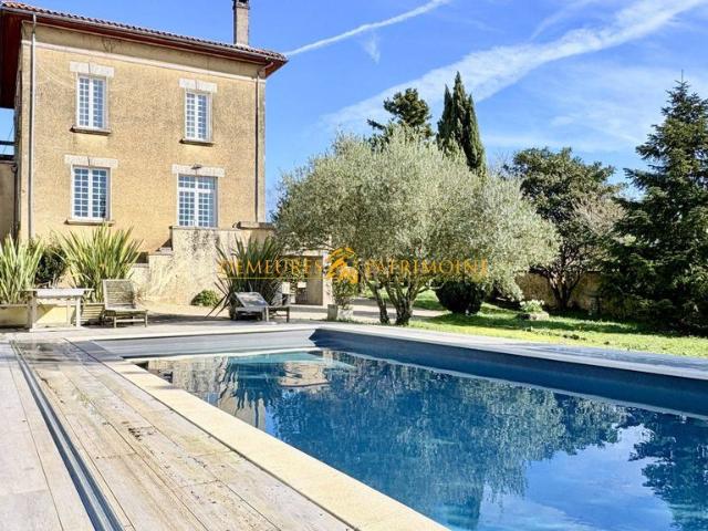 Maison de luxe en vente à Soyaux, Nouvelle Aquitaine