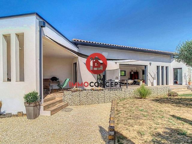 Maison de luxe en vente à Tavel, Occitanie