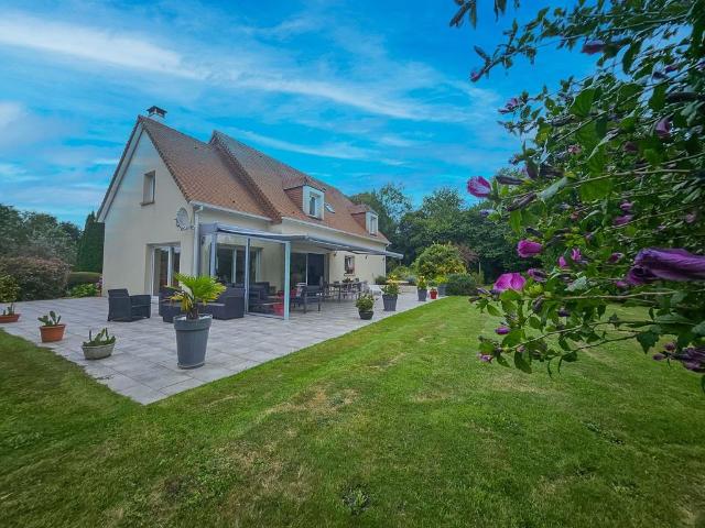 Maison de luxe en vente à Tourgeville, France