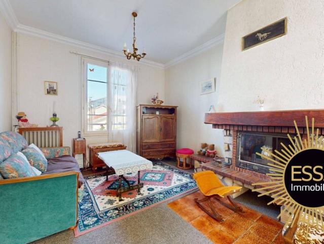 Maison de luxe en vente à Viroflay, Île de France