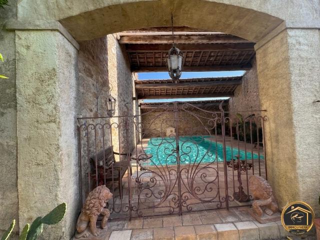 Maison De Maitre Avec Jardin Remises Et Piscine Proche De Gi. 260m² Ginestas
