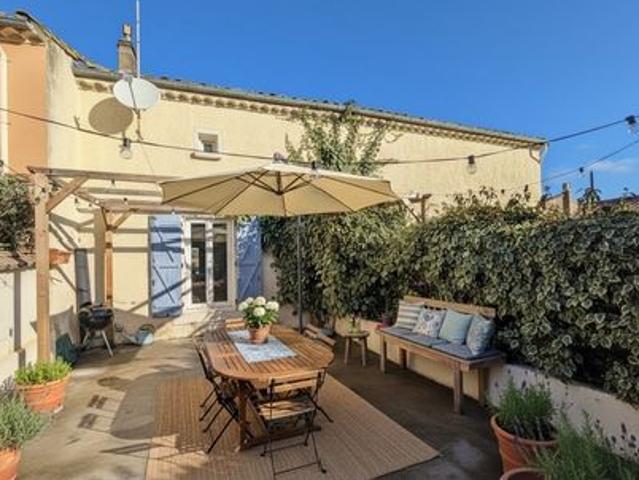 Maison de maître avec studio fitness, spa et terrasse privée  Idéale pour activité résidentielle et professionnelle
