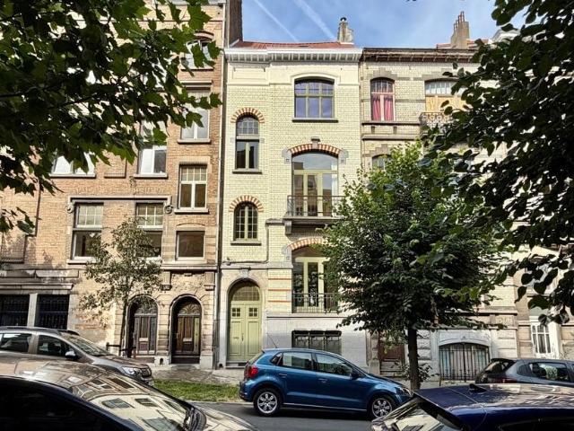 Maison de maître à louer pour 3250 euro avec 5 chambres à coucher