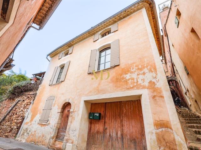 Maison de maître à Roussillon 212m² Roussillon
