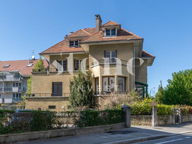 Maison de Maître à Rénover 275 m² Carrez / 455 m² utiles Hyper centre d'Annecy
