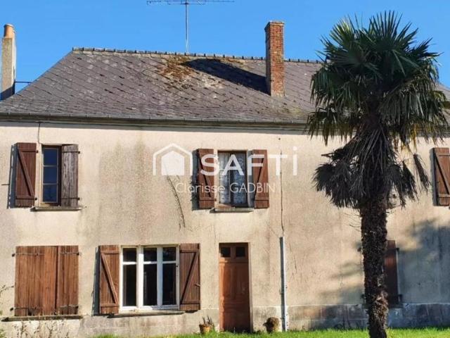 Maison de maître à rénover avec 8000 m² de terrain avec une partie constructible