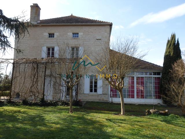 MAISON DE MAITRE A VENDRE ENTRE MARMANDE ET CASTELJALOUX